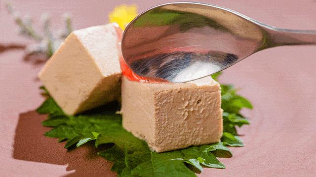 闺蜜小聚一起吃日本料理发朋友圈,日本料理同学小聚