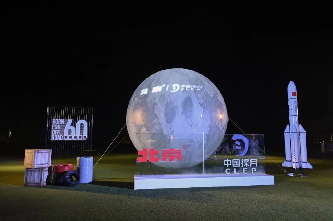 破圈成功助飞“胖五”，《战狼2》中最出色的车，原来是它