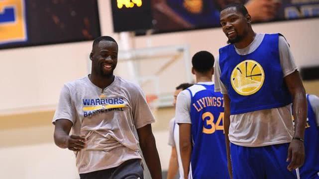 联盟硬汉！锁骨骨折，仅仅只休息一场便火线复出救主，值得钦佩