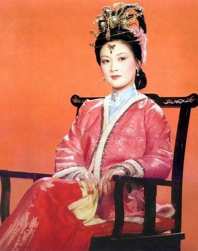 87版红楼梦演员采访视频,红楼梦87版演员评价