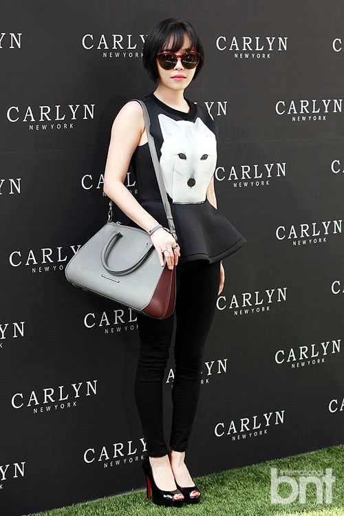 韩国潮牌包包最新款,韩国本土潮牌包