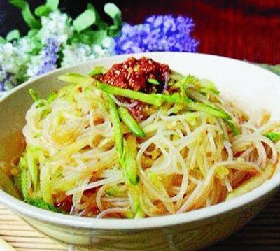 酸辣爽口凉拌菜汁的做法大全集,夏天凉拌菜爽口小凉菜适合孩子