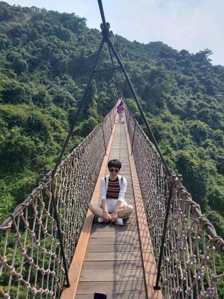 三亚冲浪旅行攻略,去三亚旅游看海