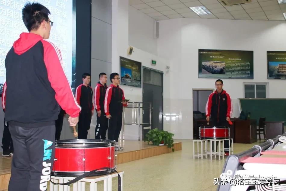 诗风传承诗韵流长——洛一高举办2020古诗词经典诵读大赛