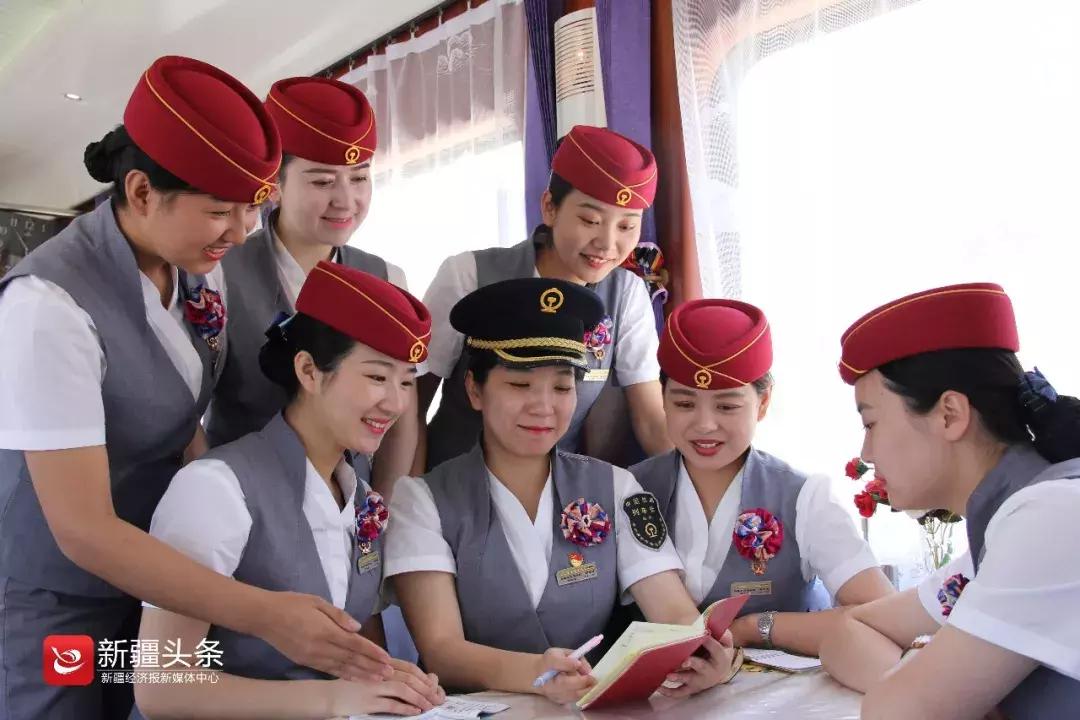 荣耀六十年,伊犁荣耀60年