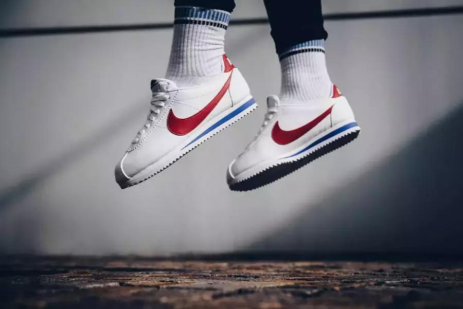 夏季最好穿的男士休闲鞋,红蜻蜓皮鞋男士休闲鞋