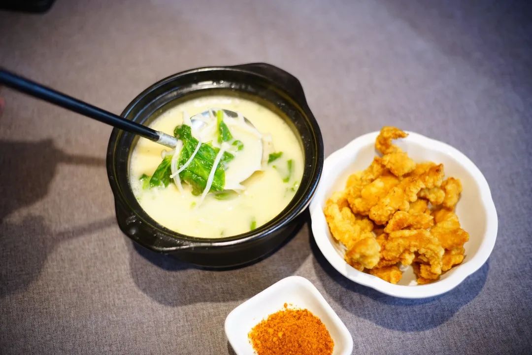 这条街，可能是全上海最时髦又接地气的