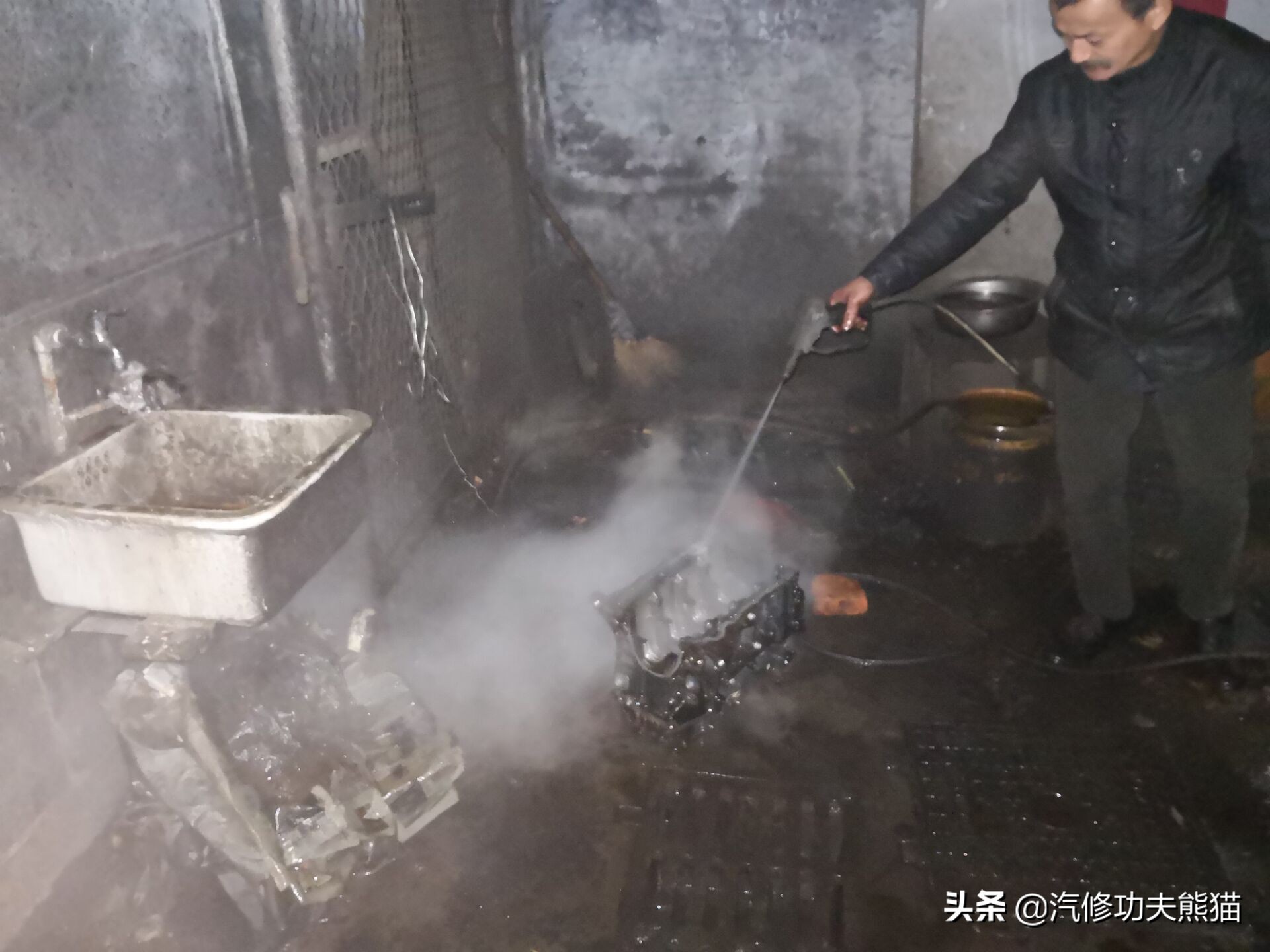 途观1.8t发动机烧机油维修多少钱,途观1.8t烧机油彻底解决