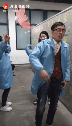 富士康打工小伙一个月工资,富士康打工小伙工资