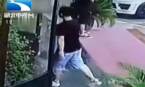 “帮叔叔一个忙吧”9岁女童被男子拖进厕所猥亵，时间长达7分钟