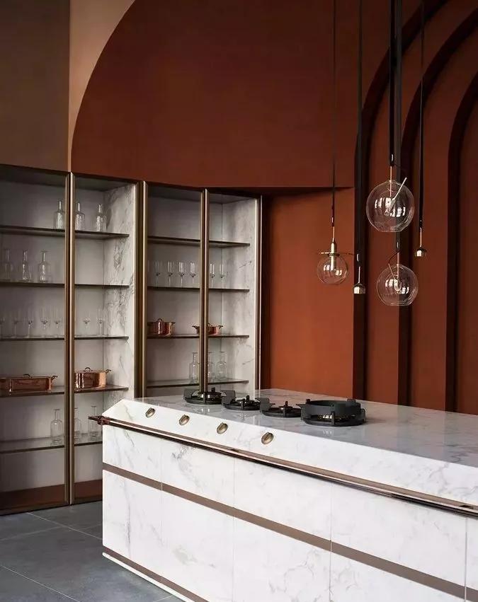 橱柜台面用大理石好还是石英石好,橱柜大理石台面宽度标准