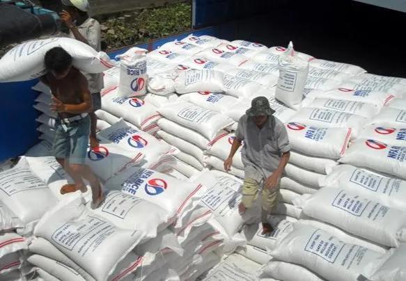 搬起石头砸自己的脚？越南暂停向中国出口大米，自己却损失惨重