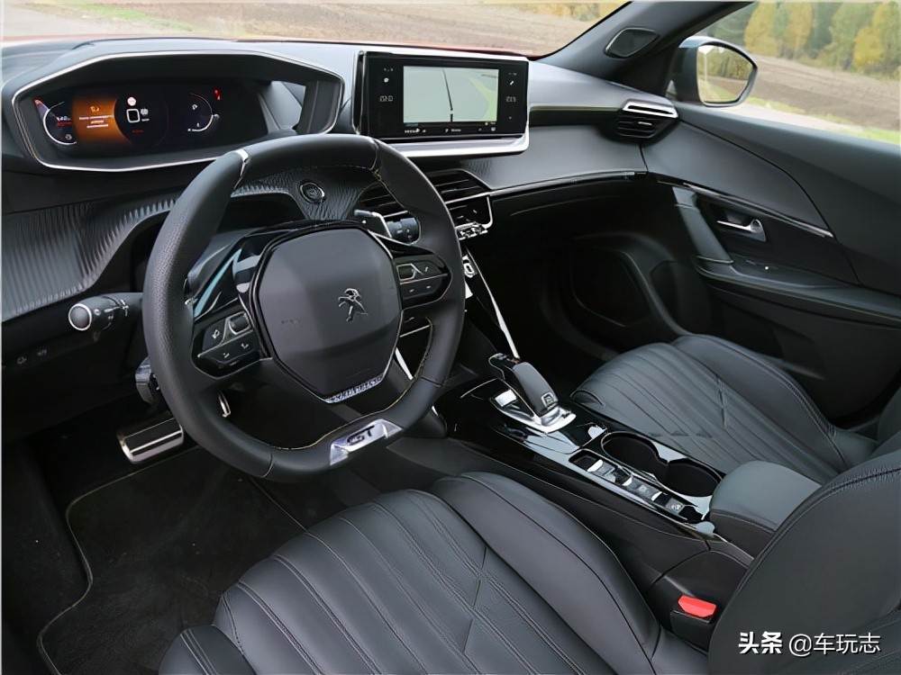 标致2008是最强小型suv,东风标致2008suv型多少钱