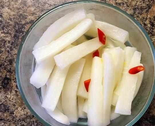 正宗的酸辣泡萝卜怎么泡,大厨教你泡萝卜的正确配方