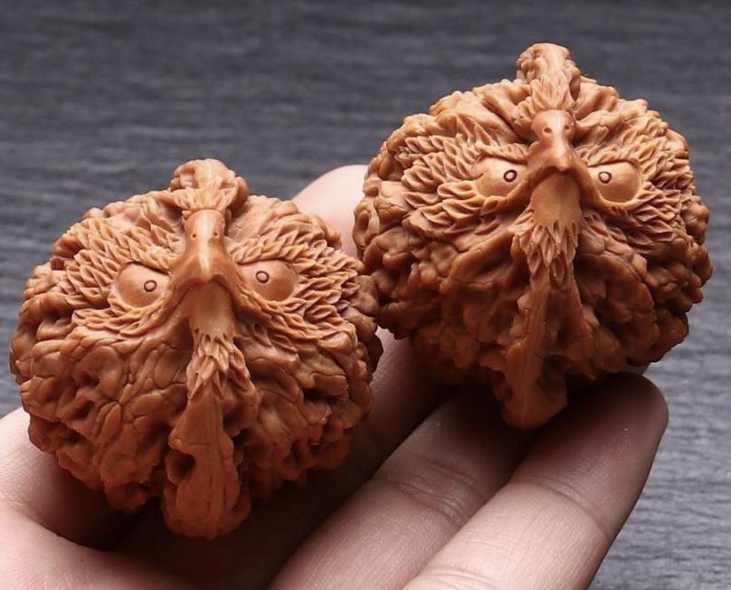 文玩核桃里面有响声了还能盘吗,文玩核桃酱色到红色需要盘多久