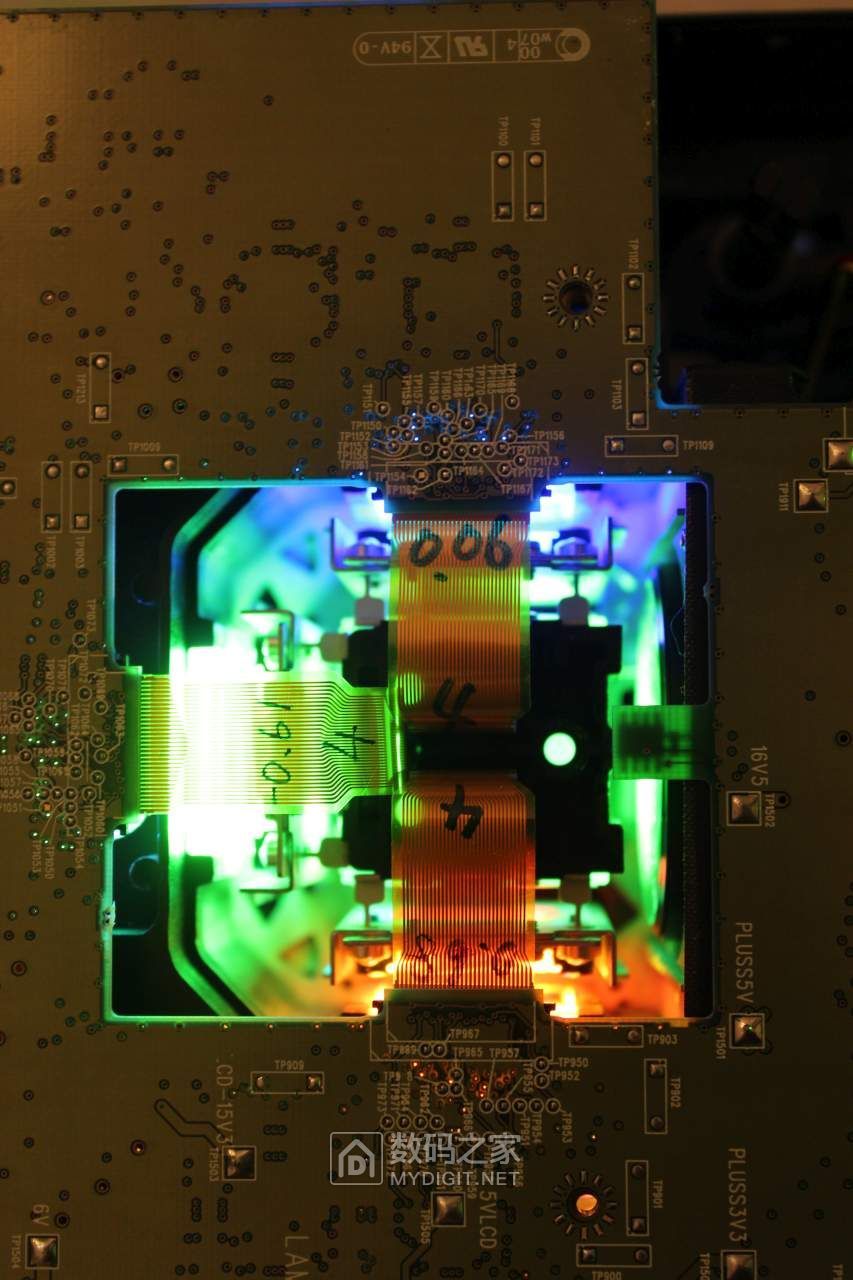 都是钽电容惹的祸：拆修宝施玛（Proxima）3LCD投影机三无故障