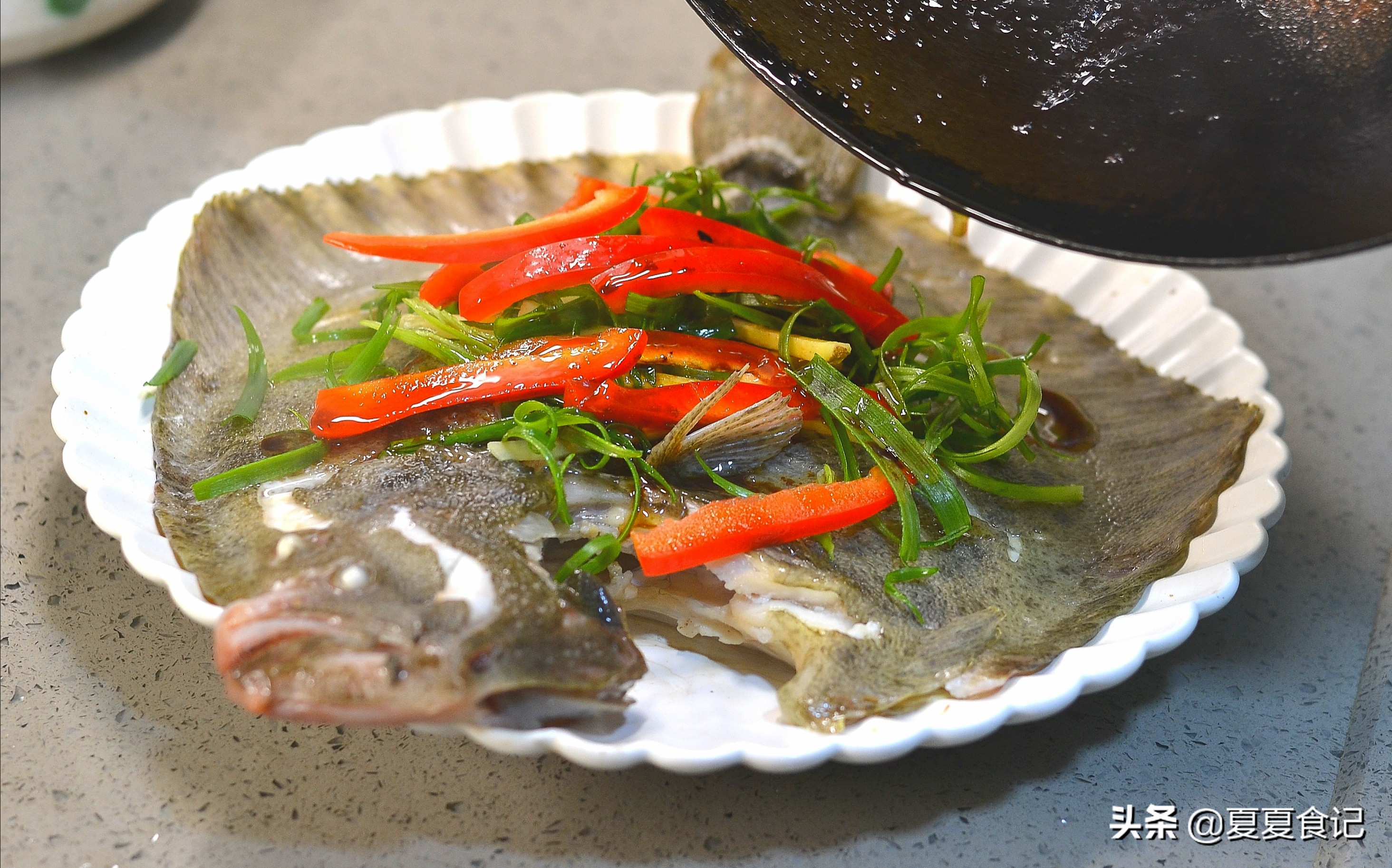 粤式清蒸多宝鱼,上海口味清蒸多宝鱼