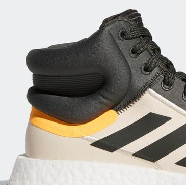 adidas500元跑鞋竞速,为什么adidas篮球鞋boost那么硬