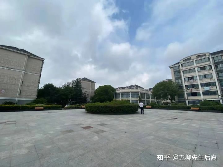 100万在上海买什么房子,上海100万以下的二手房子