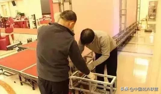 办一场20桌的婚礼多少钱,酒店办一场婚礼大概多少钱