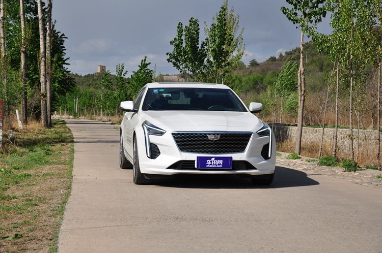 凯迪拉克ct6试驾19款视频麋鹿测试,2022款凯迪拉克ct6试驾视频