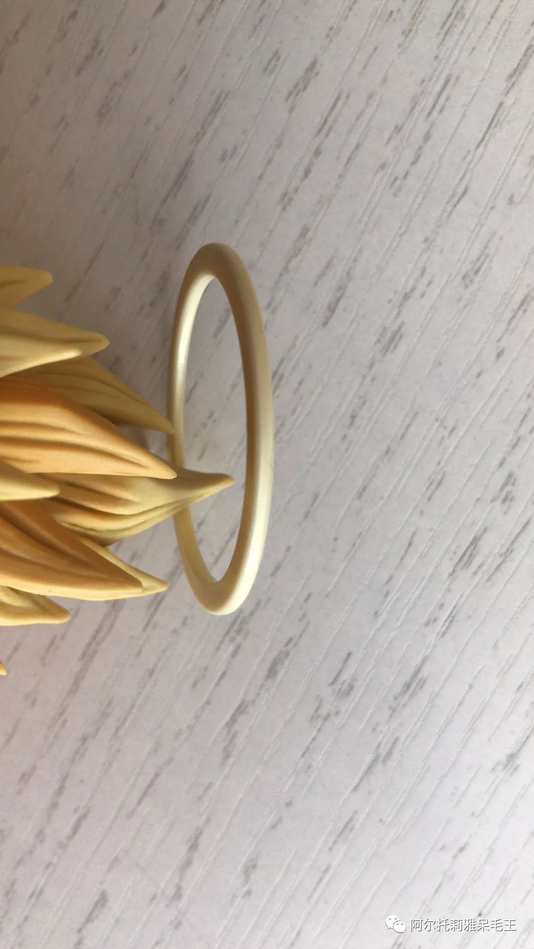 100元皮卡丘的正版手办,100元的正版手办