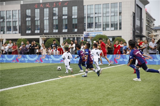 全国足球特色幼儿园活动指南,足球特色幼儿园有哪些活动