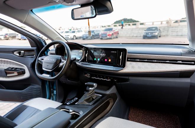 选车看品牌还是看配置,选车看什么价格