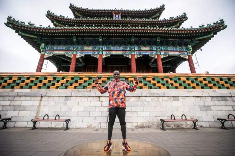 马拉松世界纪录基普乔格超燃视频,世界纪录基普乔格