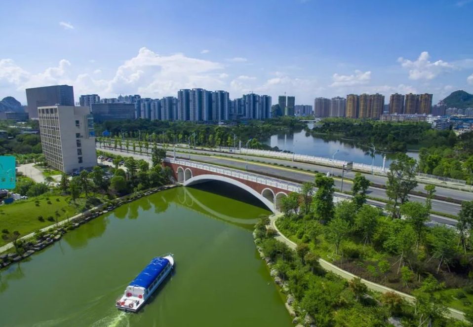 为什么要去桂林市的临桂区买房子养老?