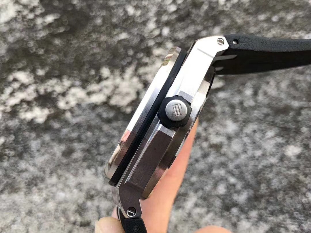 爱彼15703上手效果图,15703爱彼全套