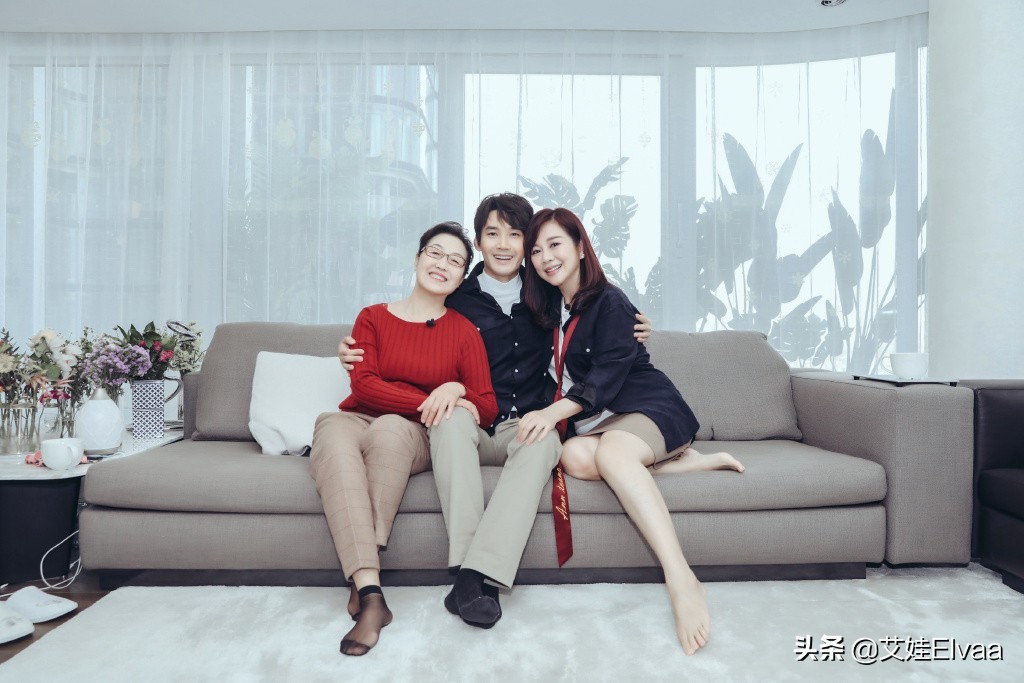 陈松伶年轻时照片短发,49岁陈松伶惊艳美照