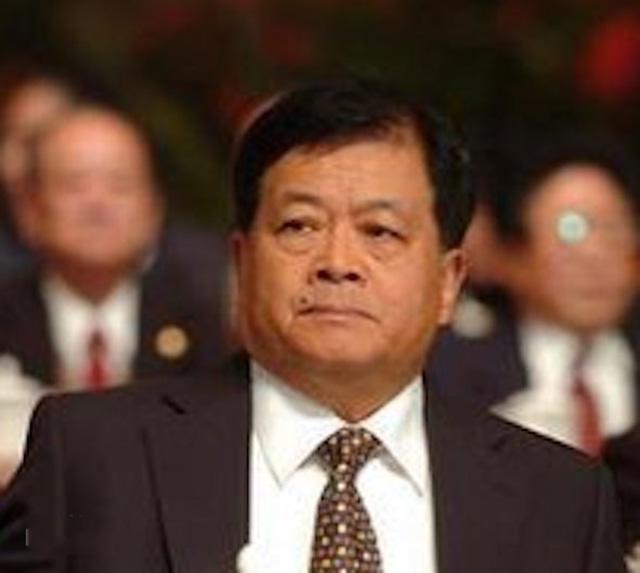 曹德旺的创业历程视频详讲,曹德旺创业励志正能量视频