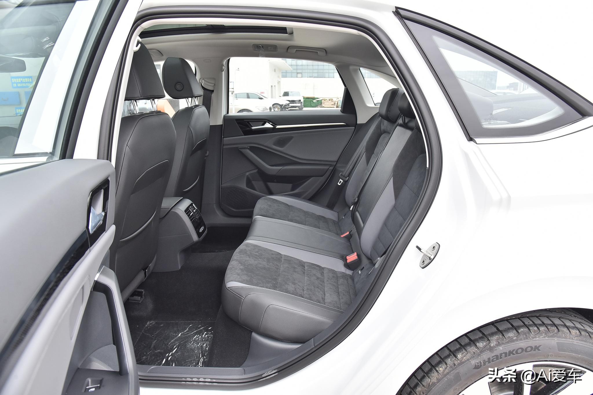 空间大省油性价比高的车10-15万suv,空间大点的家用合资轿车推荐