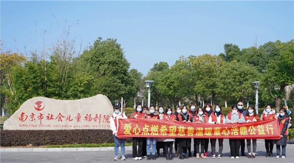 向时代致敬，养乃世家品牌登陆北京地铁1号线