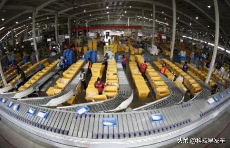 “我用拼多多丢人吗？”网友回复：不丢，国美特香！