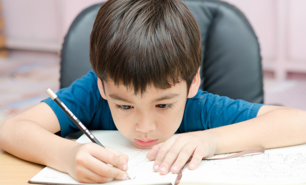 孩子要中考了家长好紧张,四年级期末考语文要怎么复习