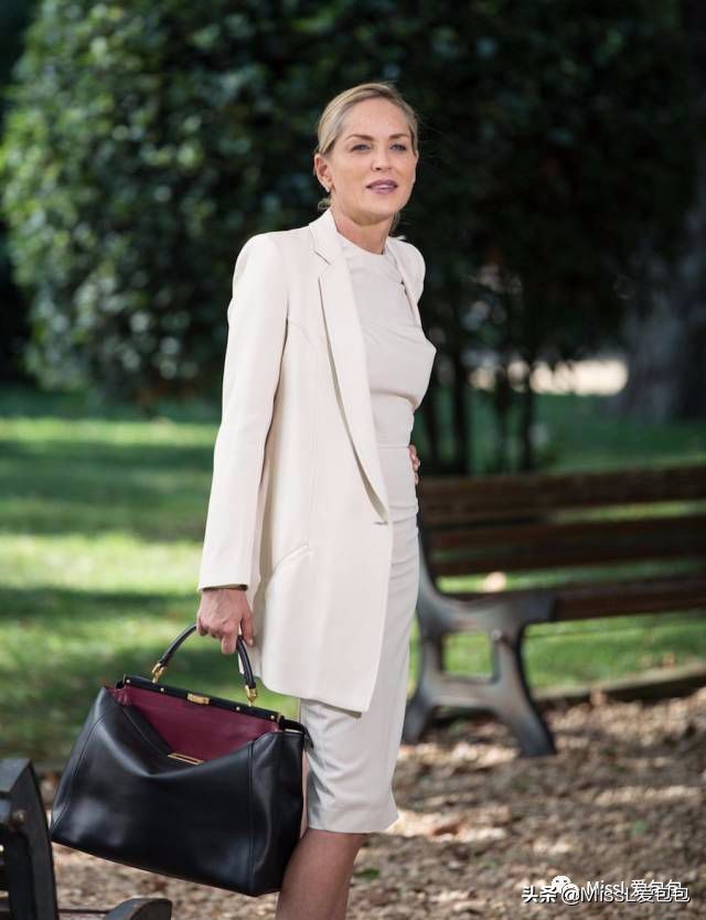 母亲节给妈妈做什么样的包包,母亲节该送什么样的包包