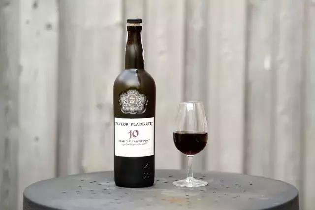 白兰地和威士忌的区别年份,白兰地和威士忌年份