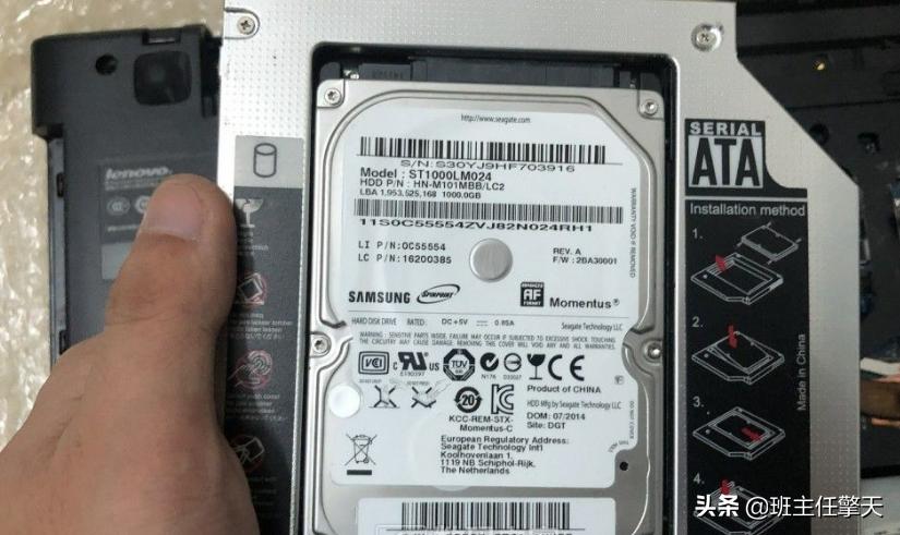 联想笔记本清理灰尘技巧+修理断裂的螺丝柱