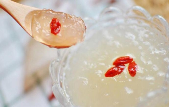 燕窝现在市场价多少钱一斤,燕窝价格现在一斤多少钱