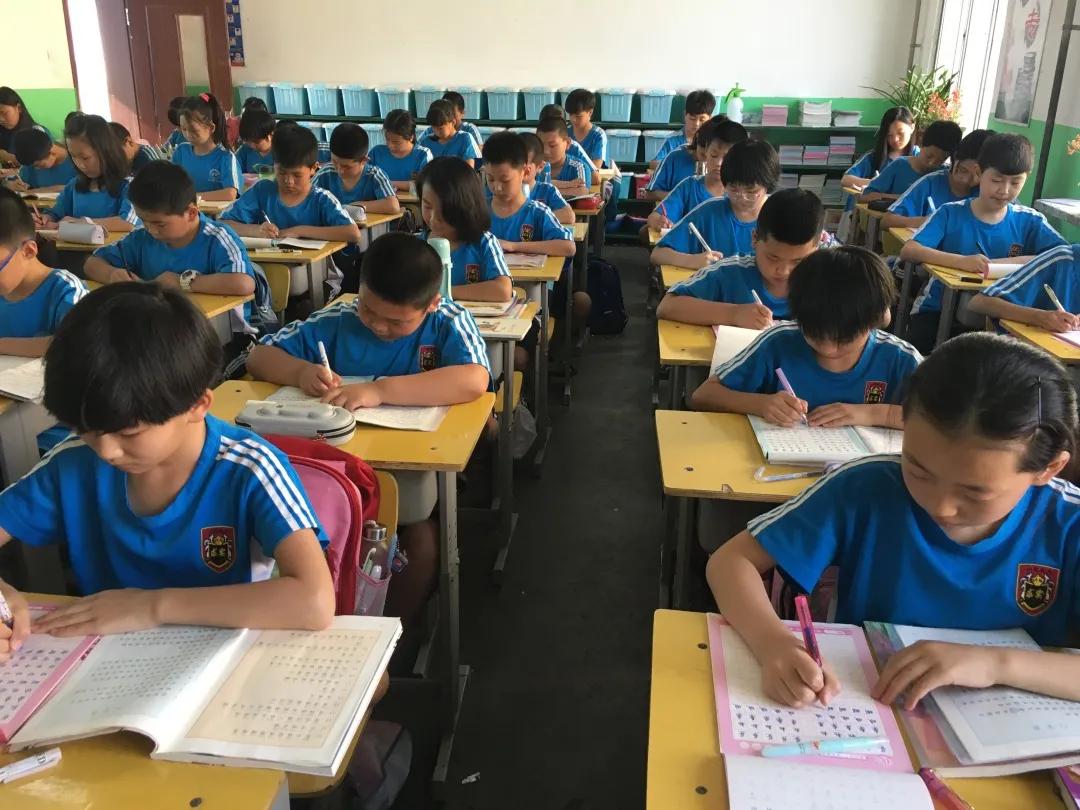 小心“疫疫”与“神采奕奕”同行——铁岭求实小学全员复学第一周微记