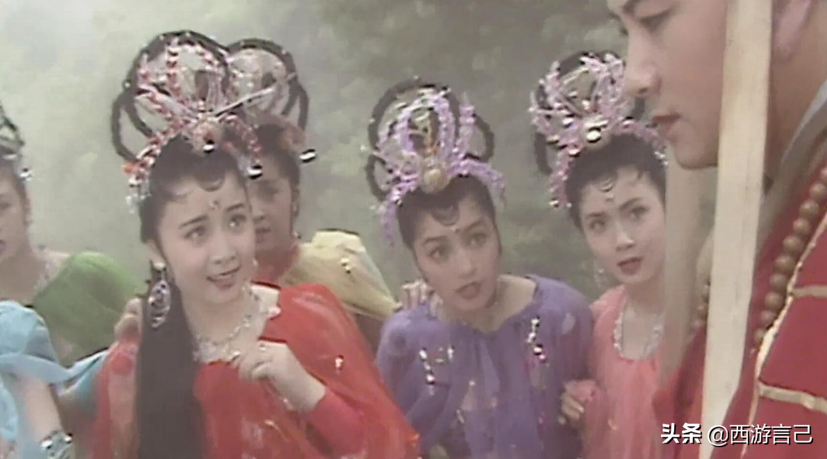 八戒对蜘蛛精说了啥,猪八戒看见蜘蛛精口水流一地