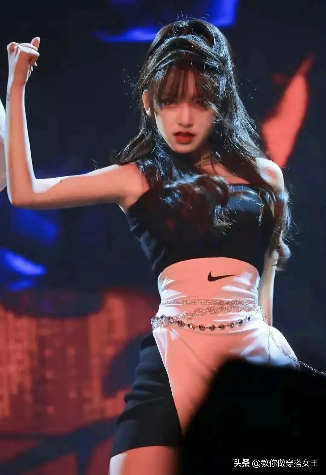 有哪些好看又显脸小的发型,几款显脸小的发型总有一款适合你