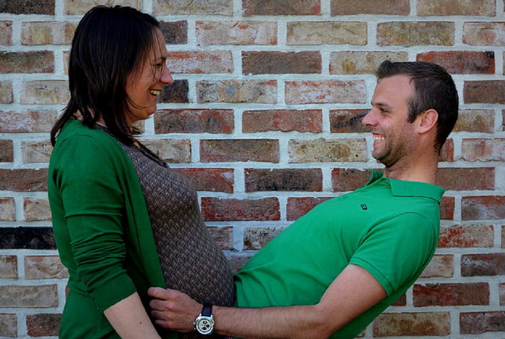 孕期肚皮发痒可以涂药膏吗,孕期肚皮痒别乱抓