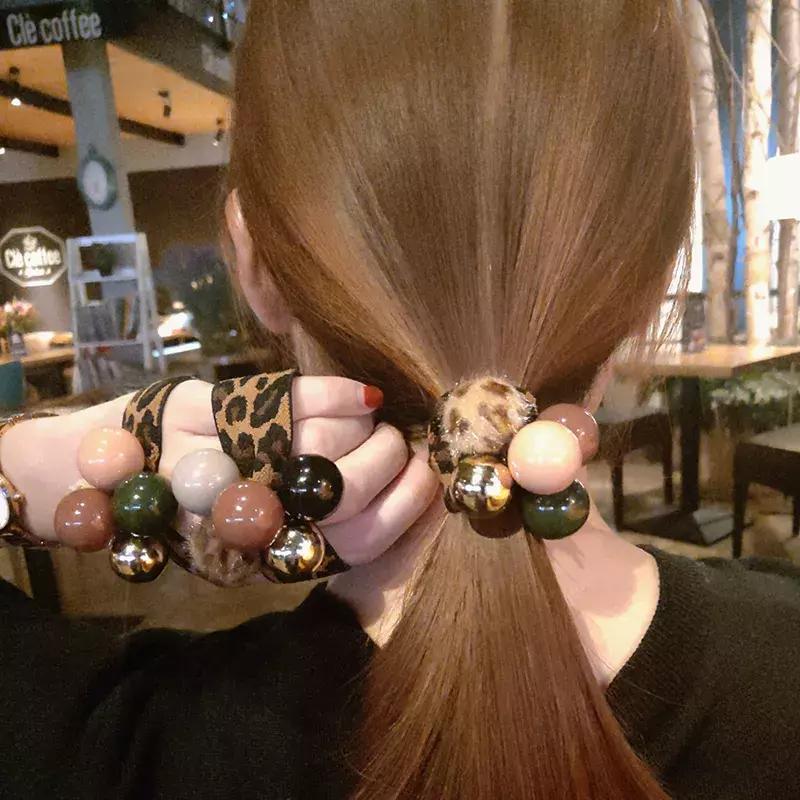 现在女生发型都是披头散发,女士新潮发型2020流行发型