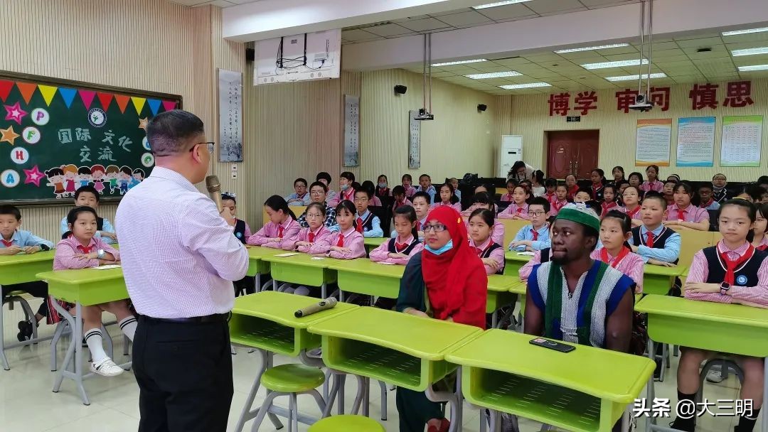 家校合作进行德育渗透,家校合作培养学生爱国主义思想