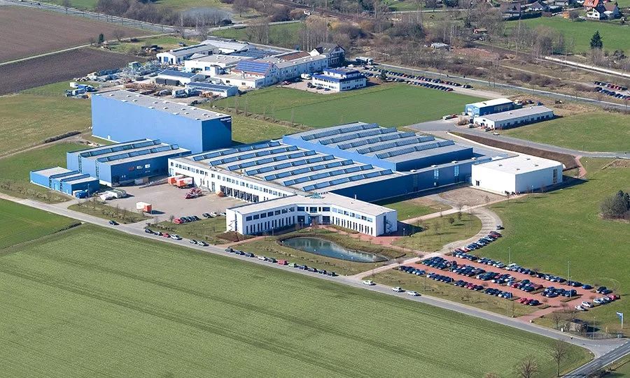 智能护眼有设计感的台灯,用心设计自动调光护眼台灯更智能