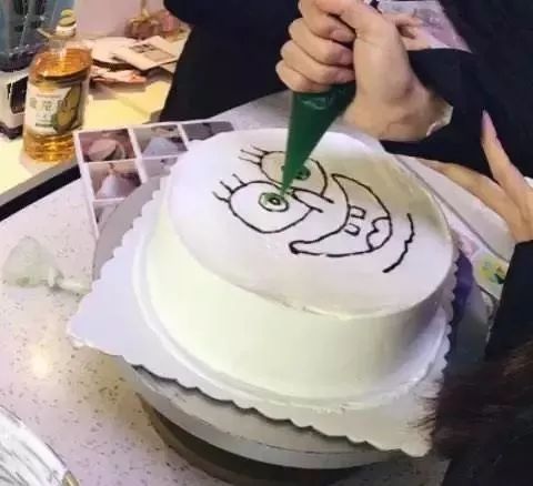 如何提升生日蛋糕业绩,如何提高蛋糕店的销量