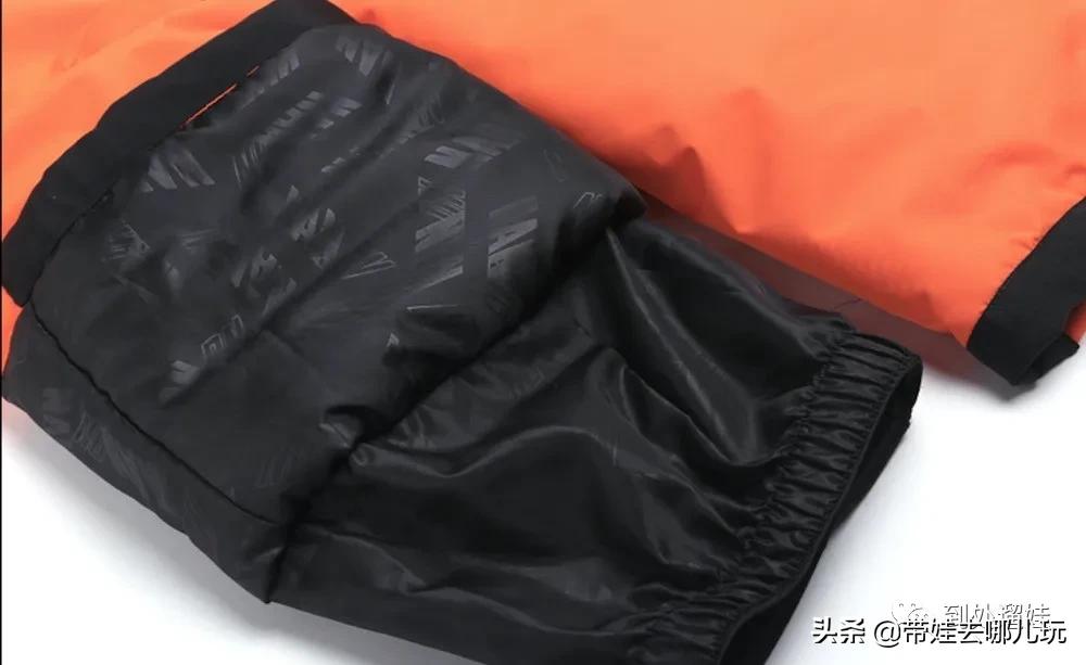 带娃滑雪穿什么,亲子滑雪装备